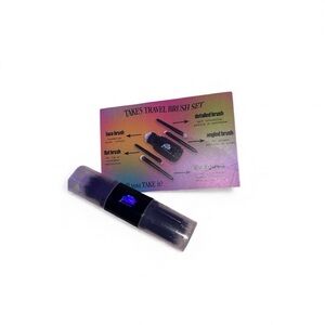 Take 5 travel makeup brush set by Nosta beauty 5 brushes NWOT